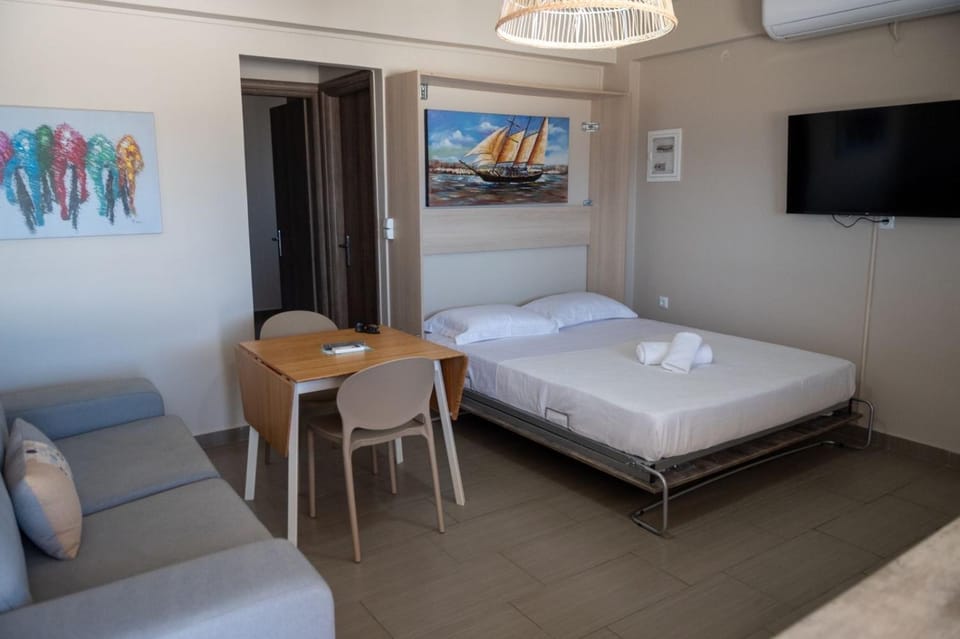 TSABAS BEACH SIDE APARTMENTS ΤΣΑΜΠΑΣ Παραλιακά διαμερίσματα 3 Apartment in Peloponnese, Western Greece and the Ionian
