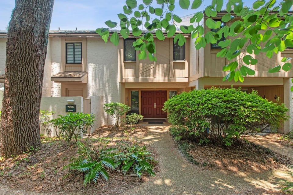 2098 Beach Wood House in Amelia Island