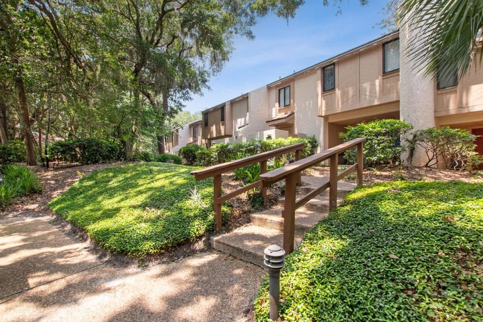 2098 Beach Wood House in Amelia Island