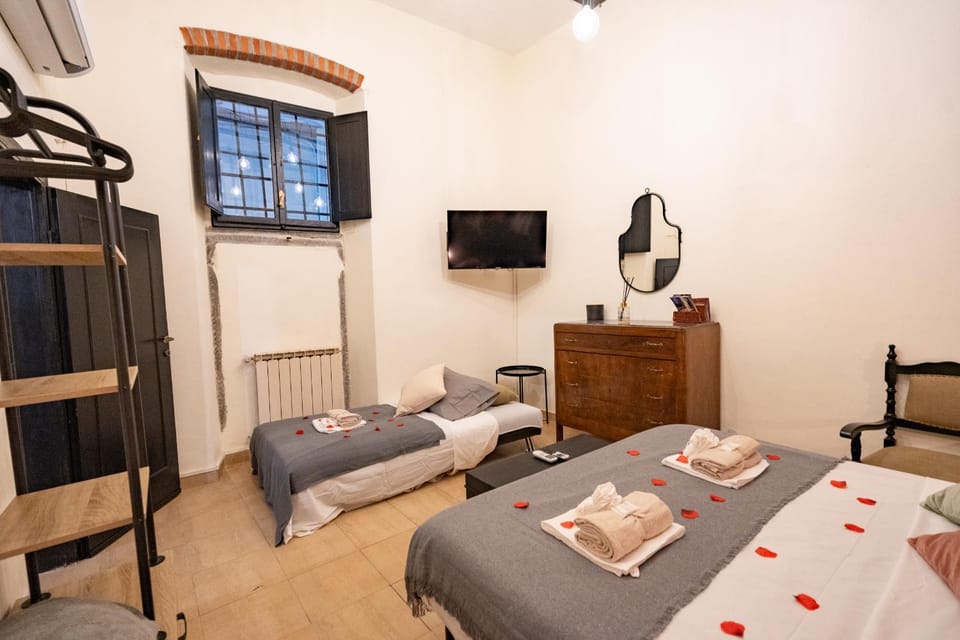 Santa Croce 2Suite Apartment Apartment in Florence