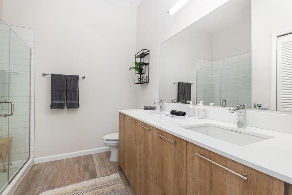 Orlando 2BR Mins to Universal and More Apartment in Orlando