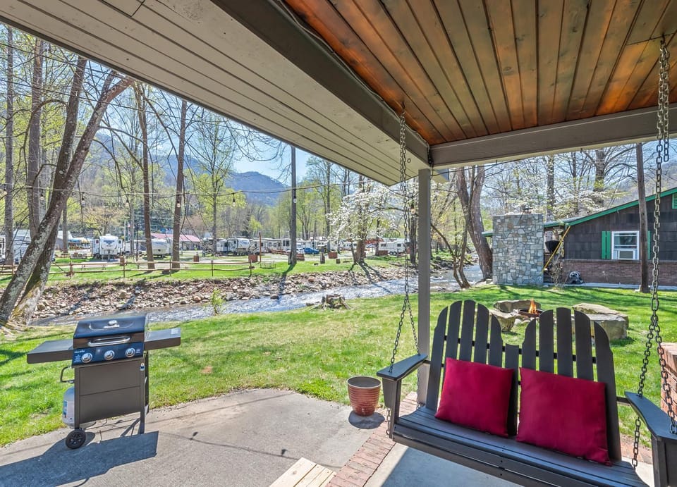 Balcony/Terrace, River view