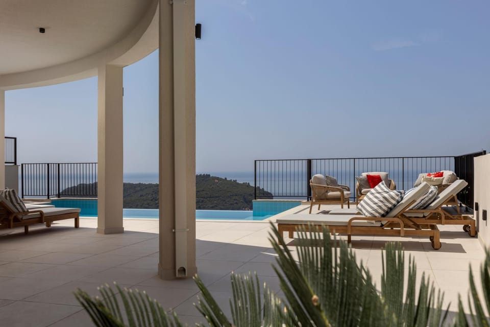 Patio, Day, Balcony/Terrace, Seating area, Pool view, Sea view, Swimming pool, sunbed