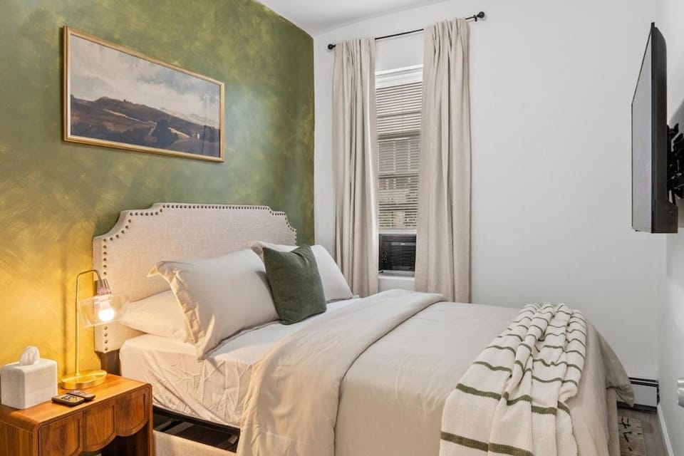 Style & Comfort 3 Rooms 15 min from NYC Apartment in North Bergen