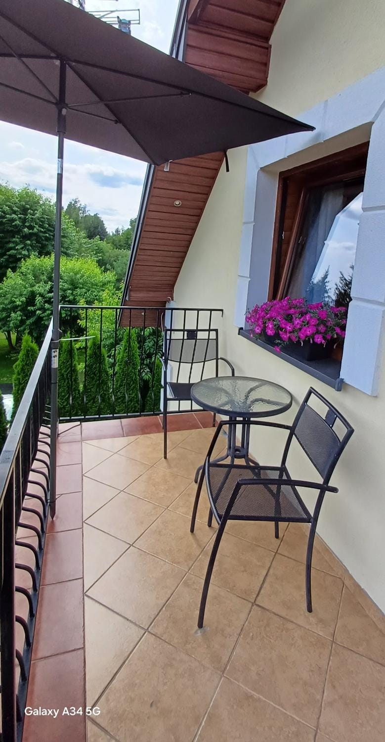 Balcony/Terrace, Garden view
