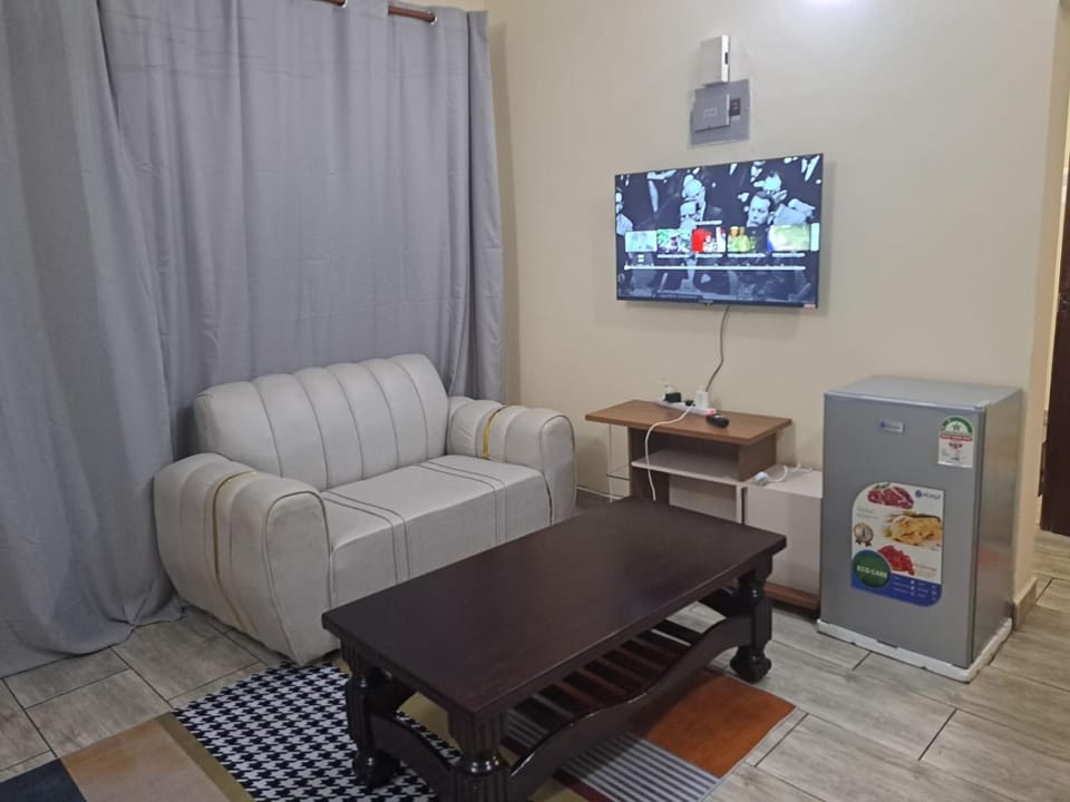 Jayems Holiday Home Bed and Breakfast in Mombasa