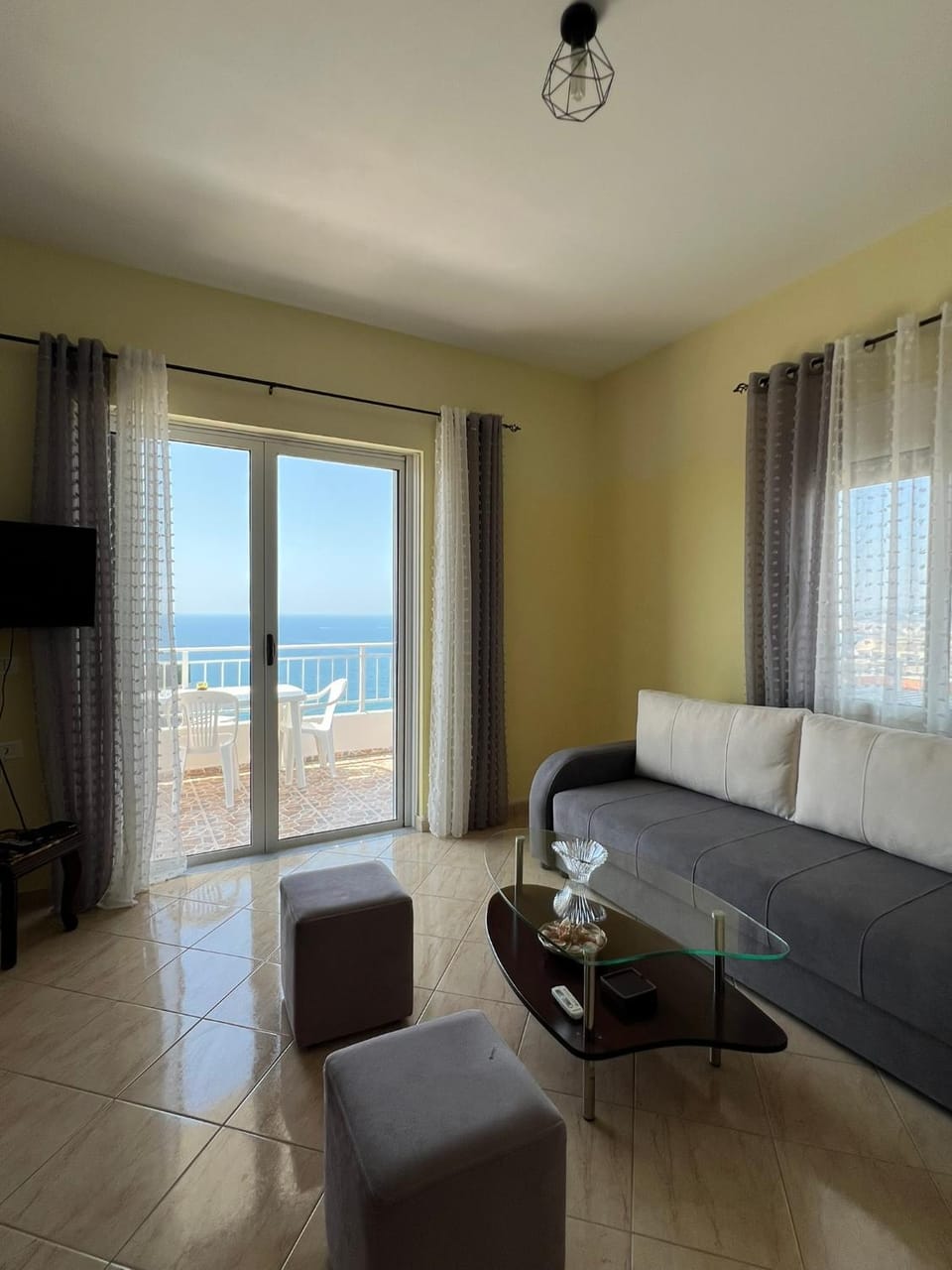Living room, Evening entertainment, Sea view