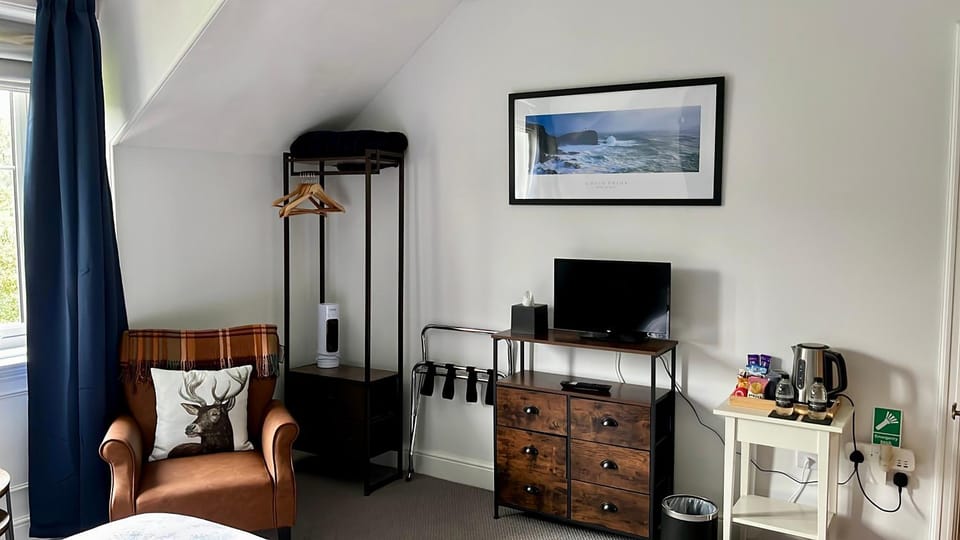 TV and multimedia, Seating area