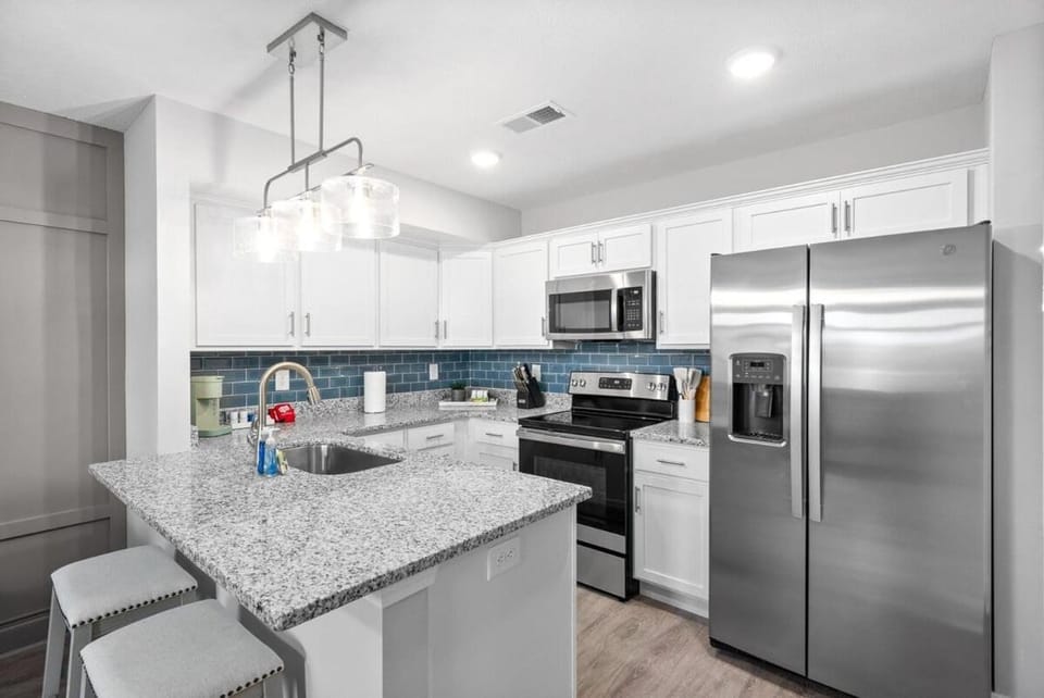 Unit #801 Peachers Place Townhomes House in Clarksville