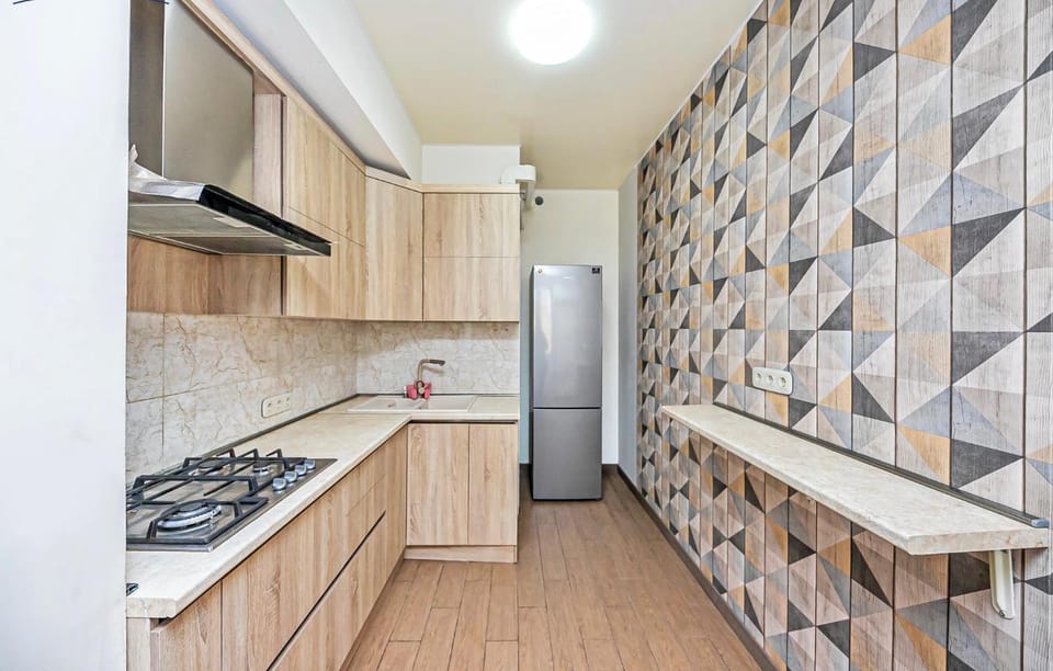 Kitchen or kitchenette, oven, stove