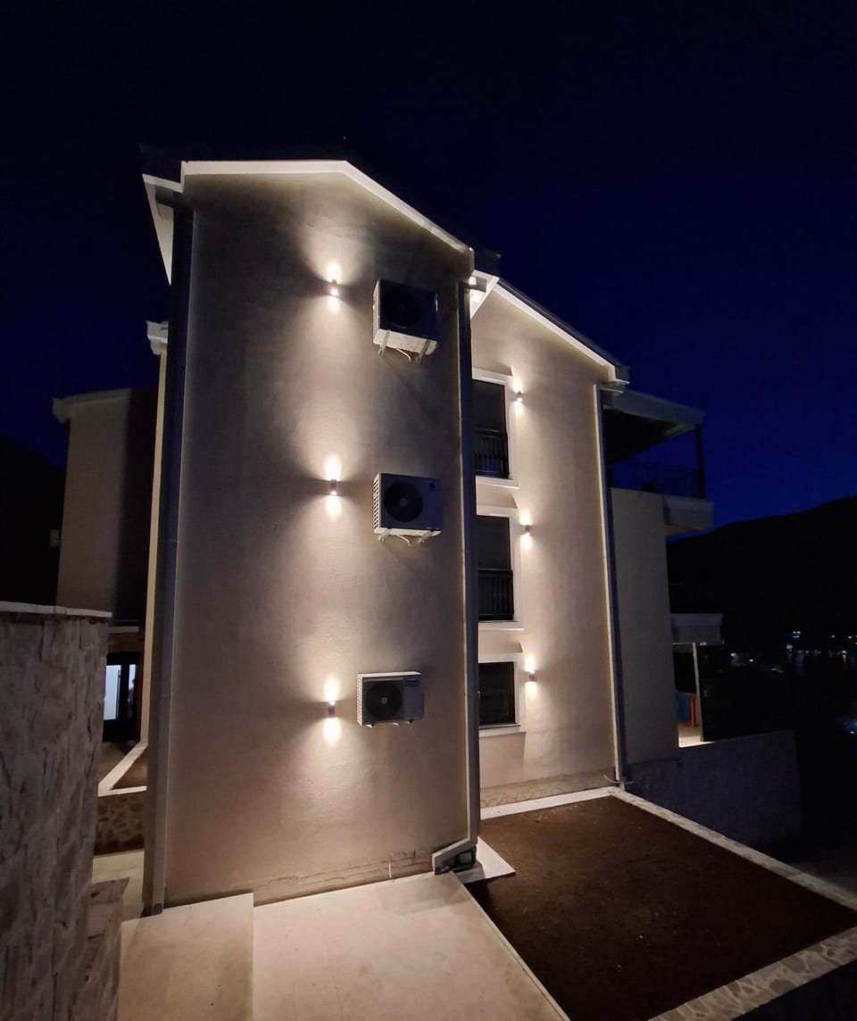 Property building, Night