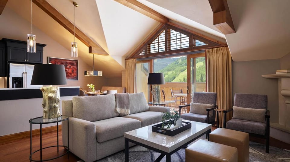 5 Star Amenities & Services, Vail Village Location with Parking Apartment in Vail