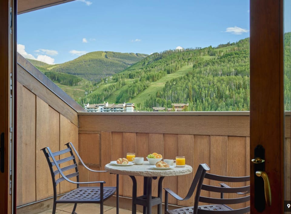 Reduced Rates, Full Private Condo within a 5 Star Hotel, Vail Village Location Apartment in Vail