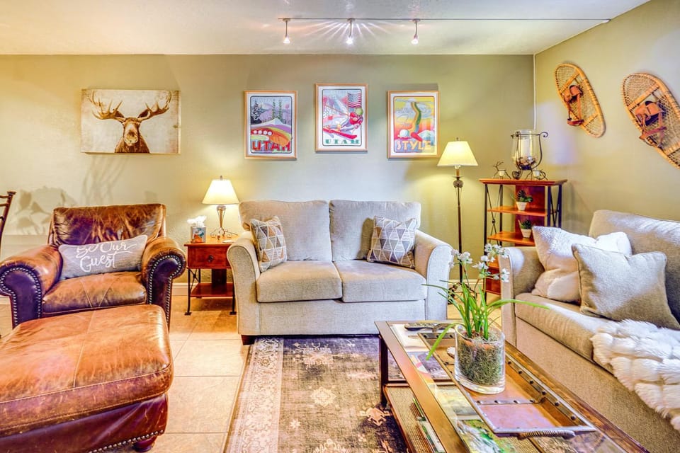 1/2 Block to Lift Bus Stop: Condo in Park City House in Park City