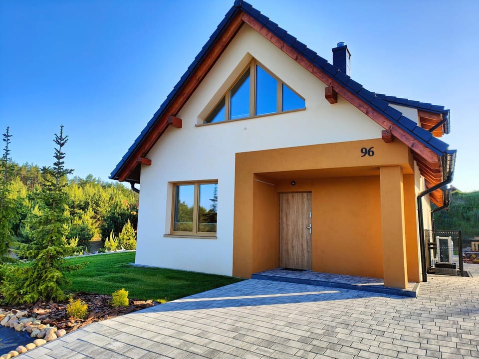 Property building, Facade/entrance, Garden view