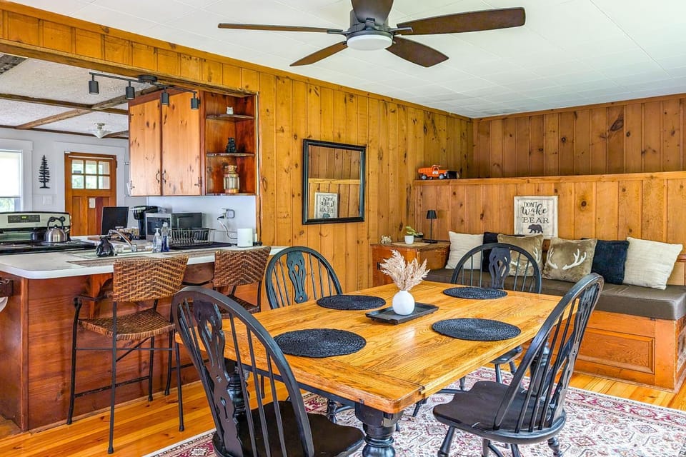 Cozy Cottage: Near Ski Bretton Wood & Franconia House in Bethlehem