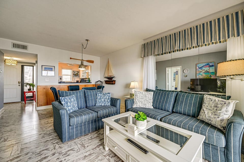 Pool Access: Relaxing Naples Bay Extended Stay! House in Naples