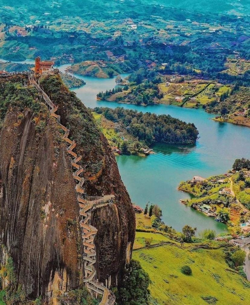 GUATAPE By MONTE GANDOLFO Apartment in Antioquia