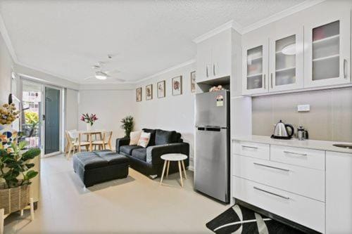 Beautiful Beachside Escape Apartment in Sunshine Coast