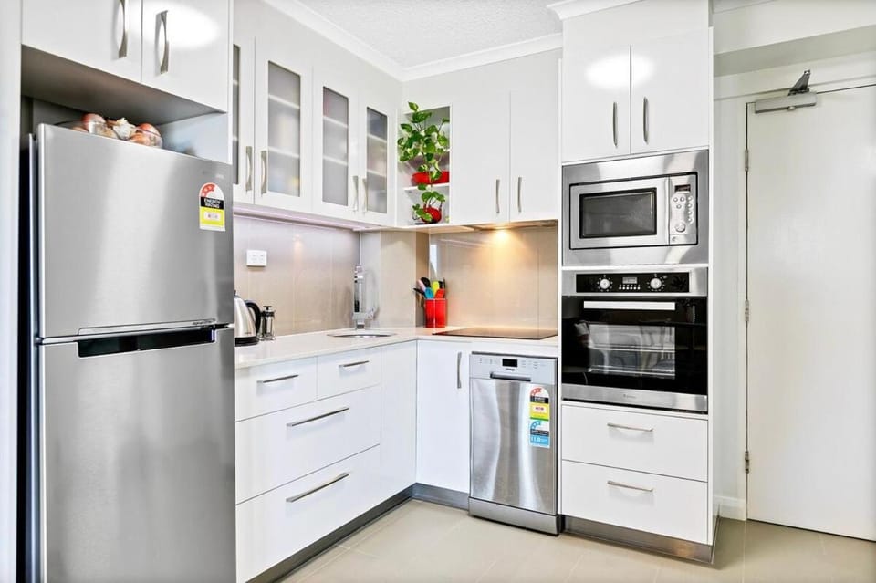 Beautiful Beachside Escape Apartment in Sunshine Coast