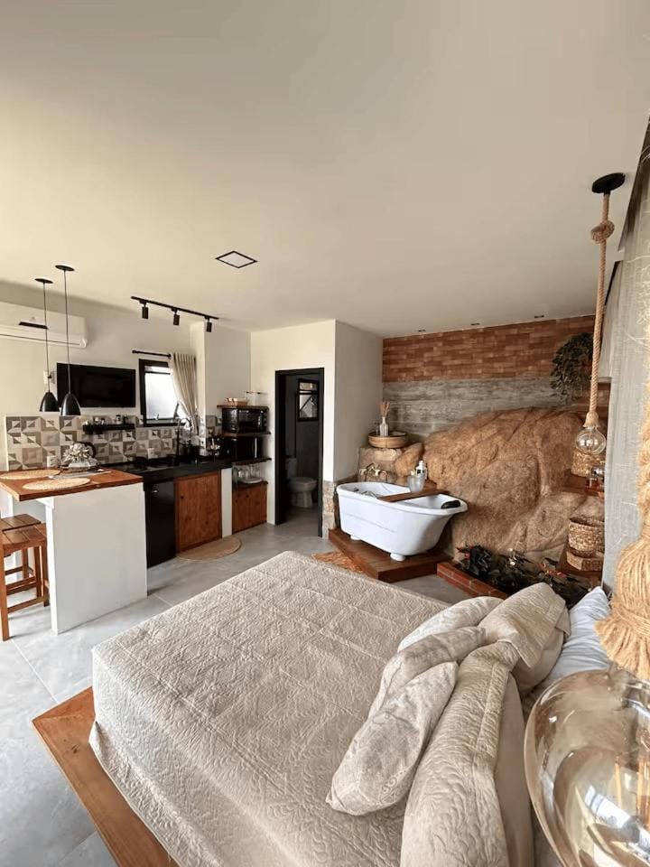 Pousada Studio Siriú, Rocha Bed and Breakfast in Garopaba