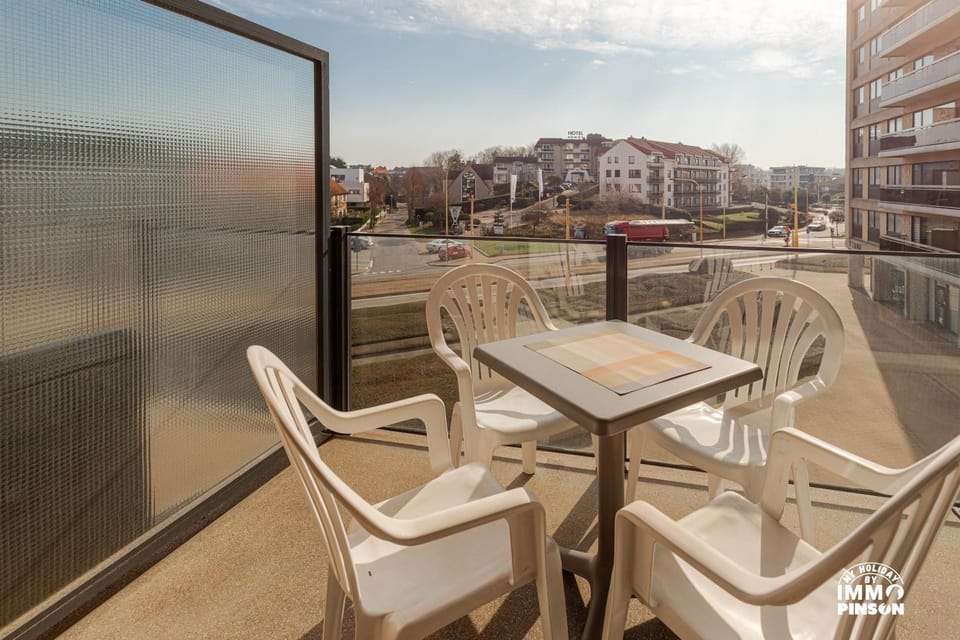 Activities, Balcony/Terrace, Food