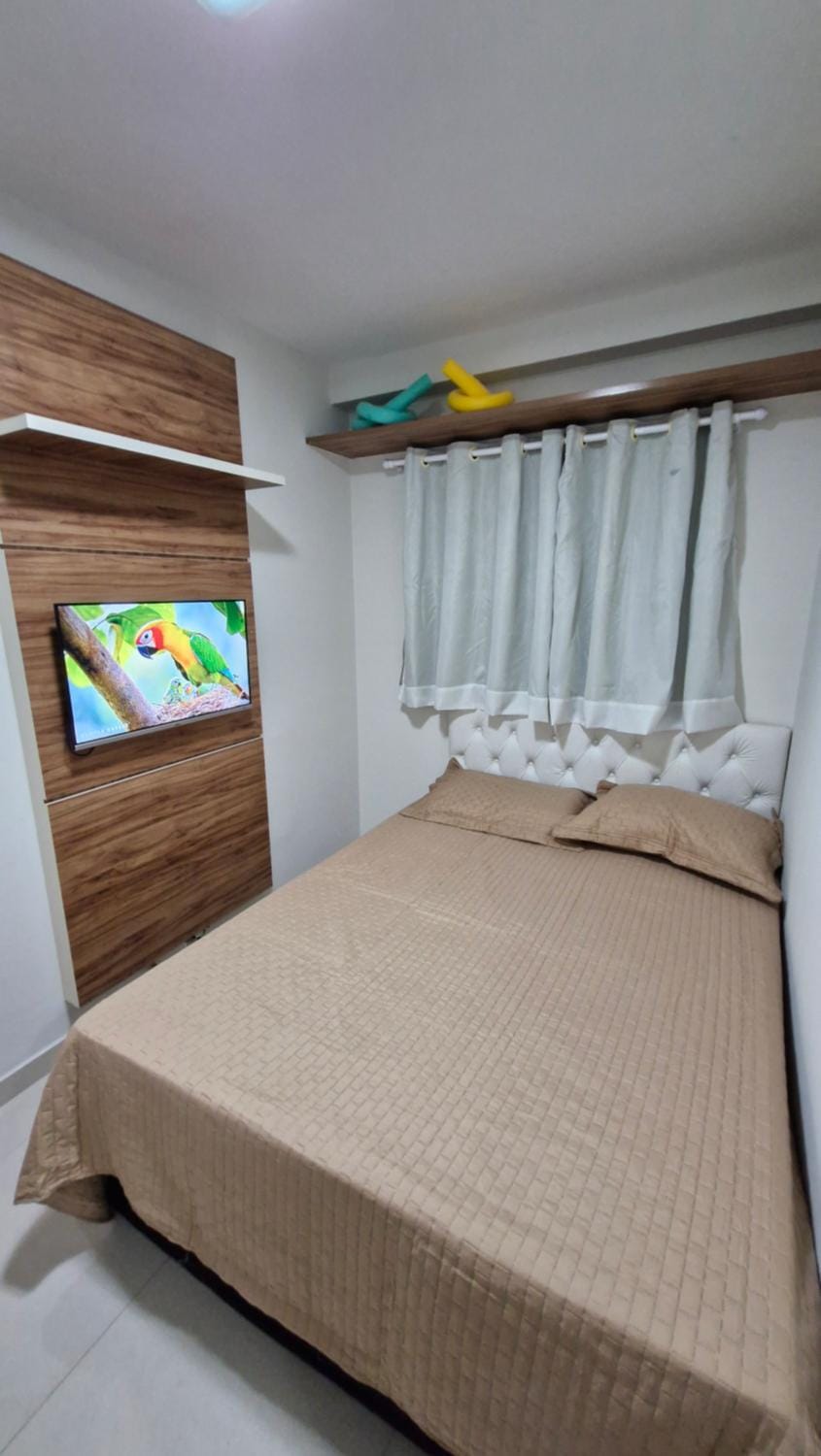 TV and multimedia, Photo of the whole room, Bedroom
