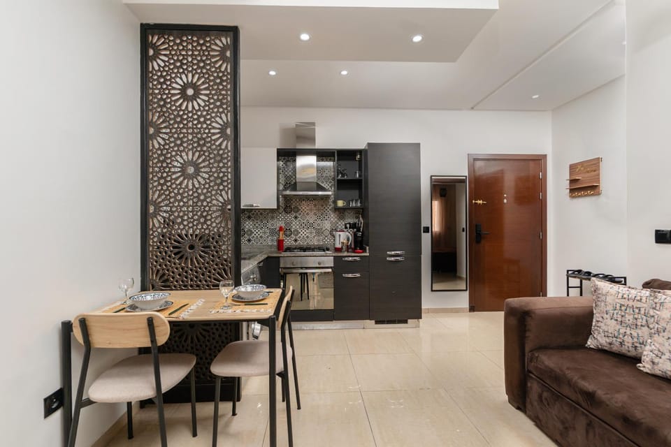 Bel appartement piscine,10 min souk, plage, bein sport Apartment in Agadir