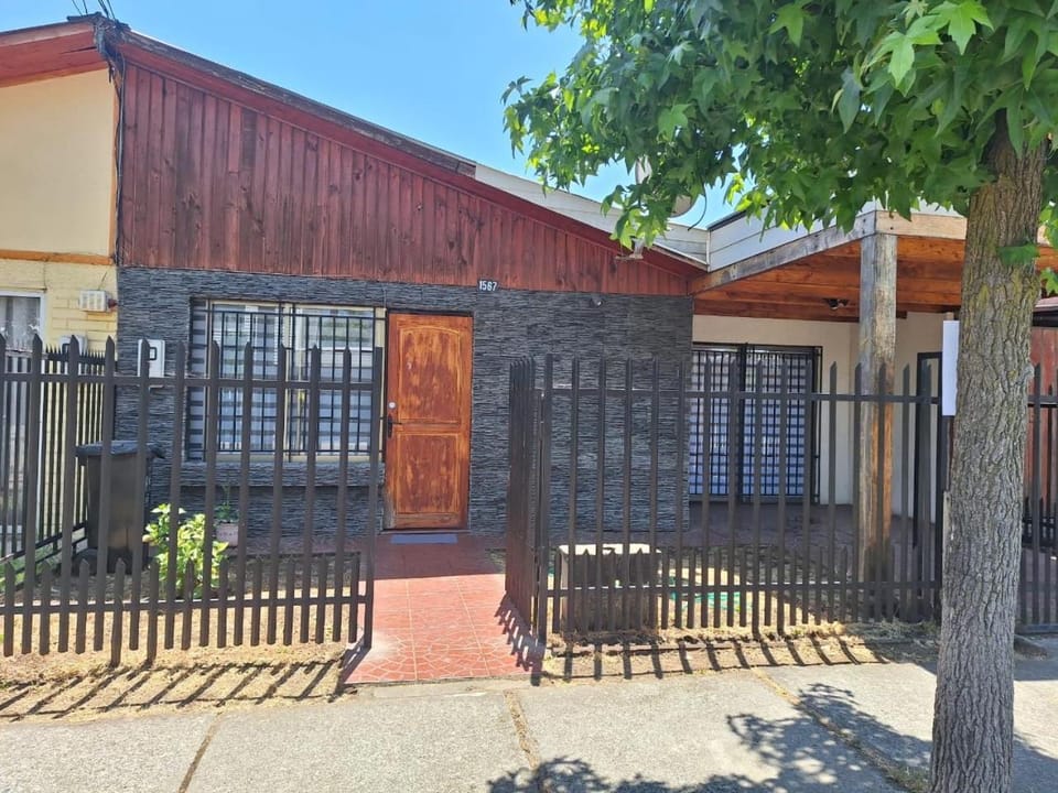 Casa Hostal Nora, Rauquén Curicó House in O'Higgins, Chile