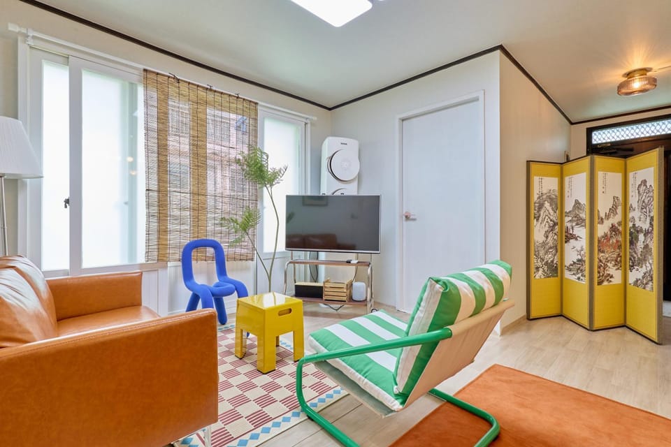 Communal lounge/ TV room, TV and multimedia, Living room, internet