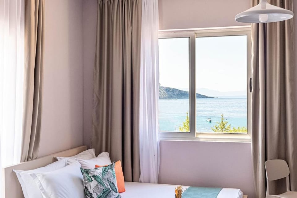 Himara City 44 - Central & Beach Access Apartment in Vlorë County, Albania