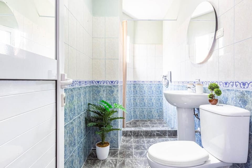Himara City 45 - Central & Beach Access Apartment in Vlorë County, Albania