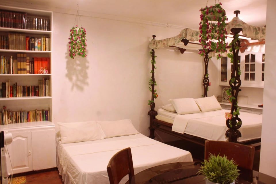 Bed, Library, Bedroom