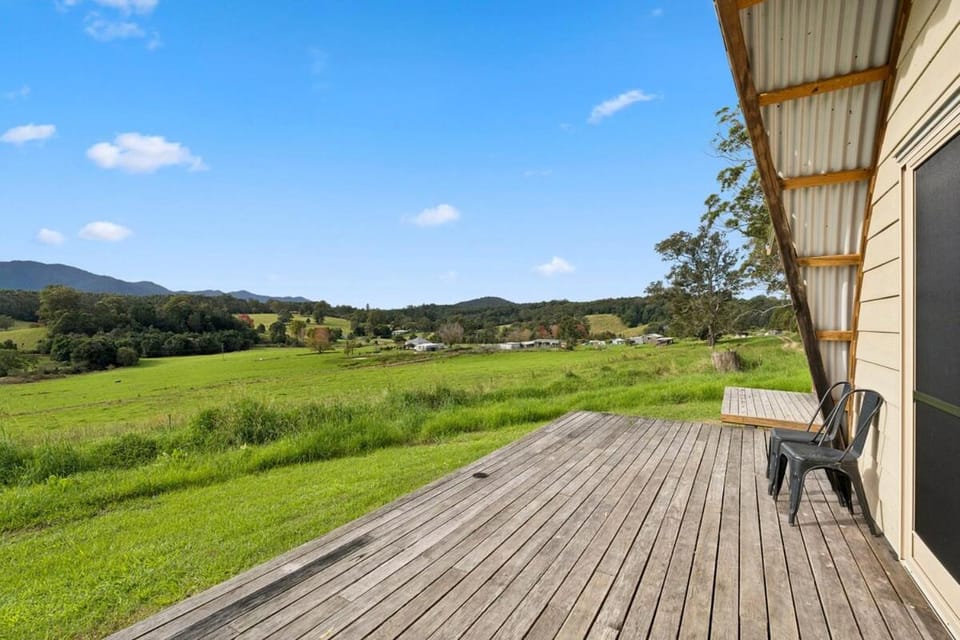 Bickells Hut - Off-Grid Farm Stay House in Bellingen