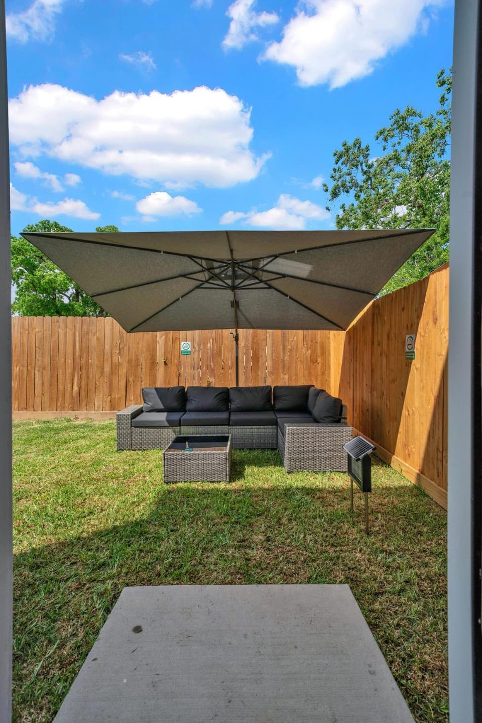 2 Homes in 1 Duplex Walk to NRG and Med Ctr Sleeps 14-20 House in Houston