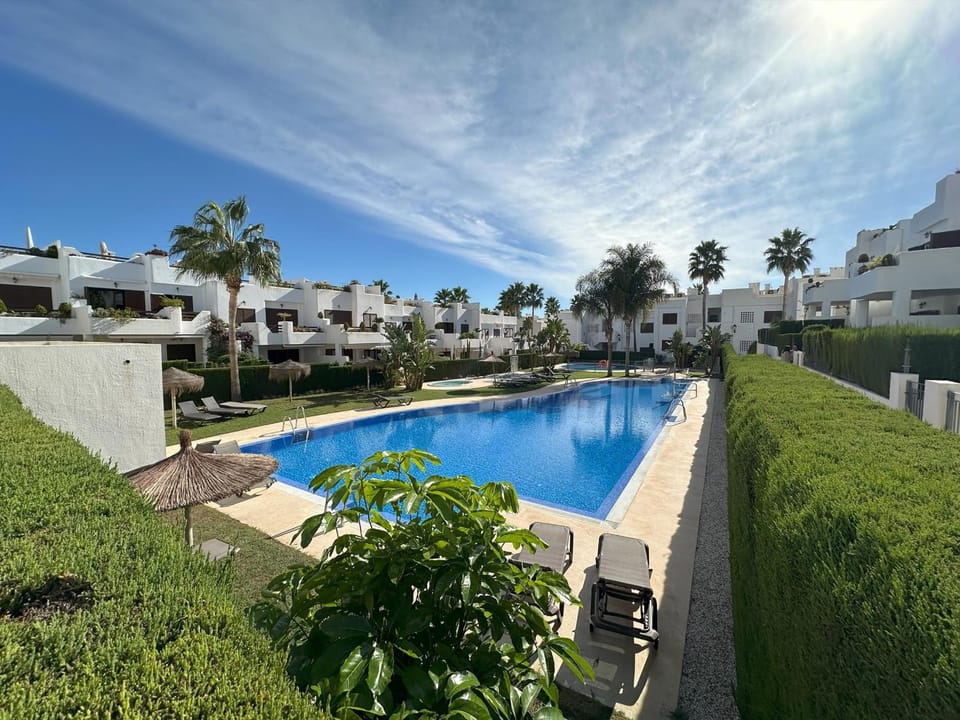 Apartamento acogedor a 200m de la playa con jardín comunitario - ES-376-10 Apartment in Andalusia