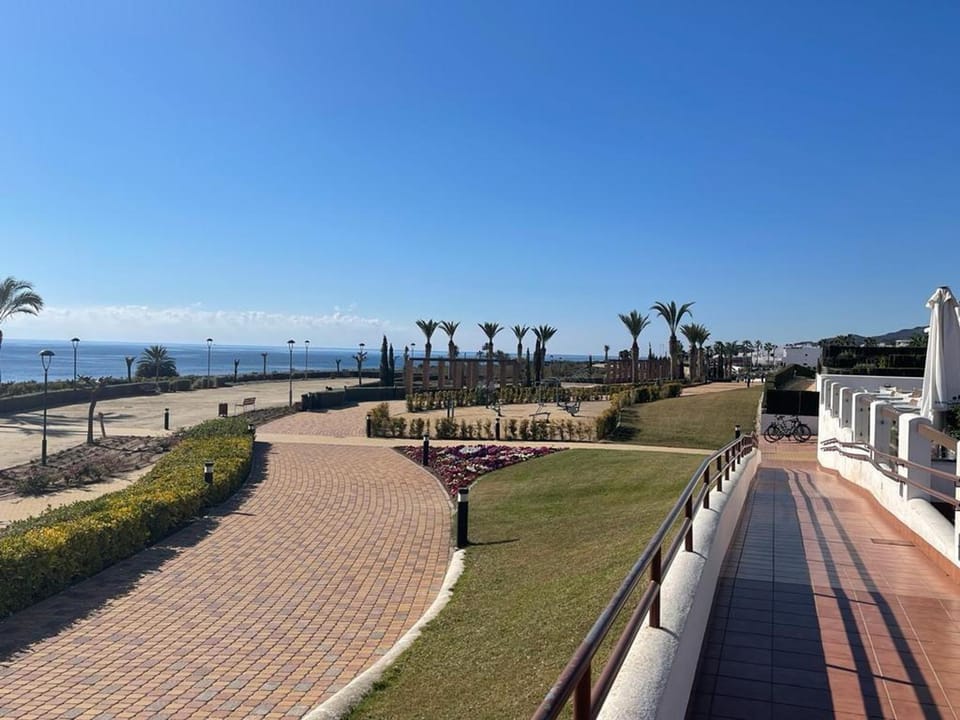 Bonito apartamento en San Juan de los Terreros, piscina comunitaria, cerca de la playa, para 6 pers. - ES-376-8 Apartment in Andalusia