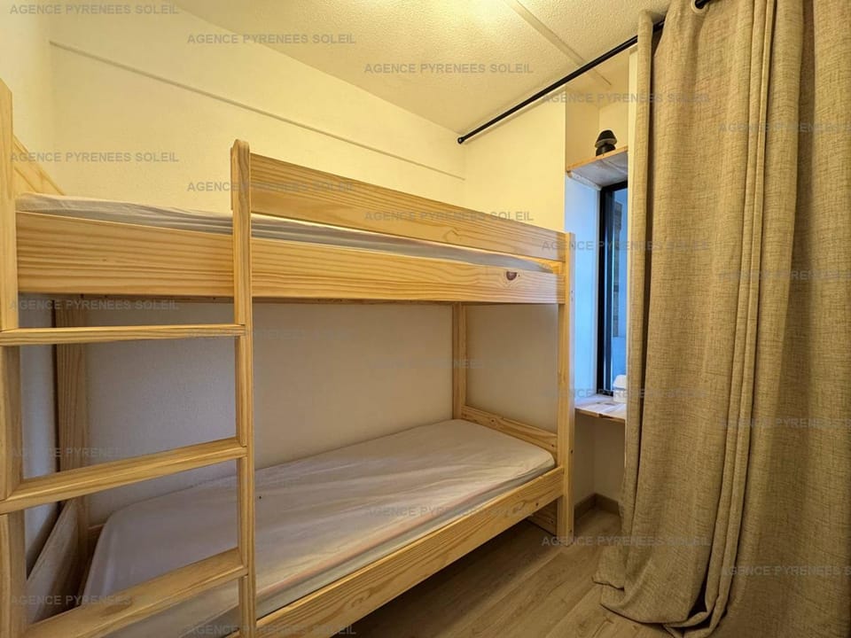 Location cosy avec Wi-Fi et parking couvert aux Angles Apartment in Occitanie