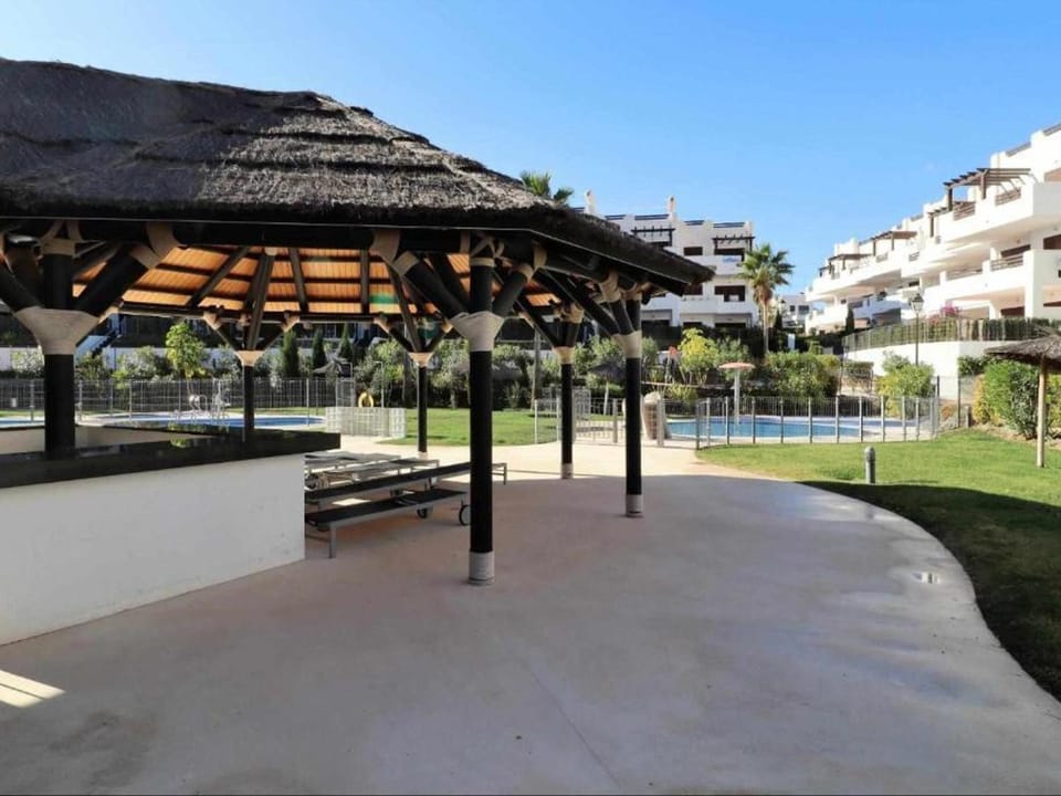 Apartamento encantador con piscina comunitaria en San Juan de los Terreros - ES-376-17 Apartment in Andalusia