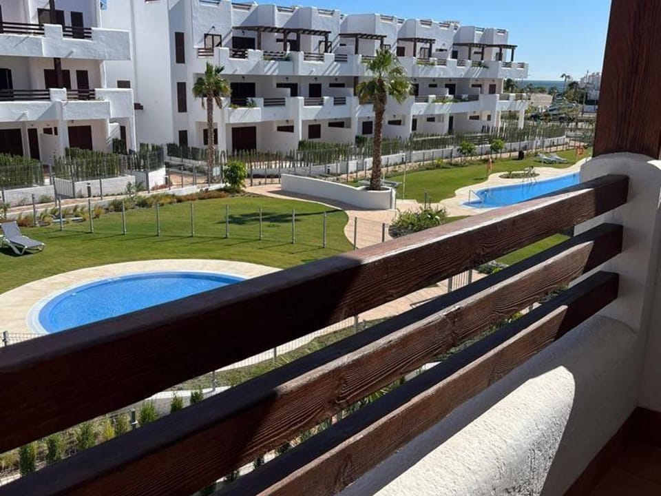 Apartamento moderno cerca de la playa, aire acondicionado, 2 dormitorios, jardín común - ES-376-18 Apartment in Andalusia