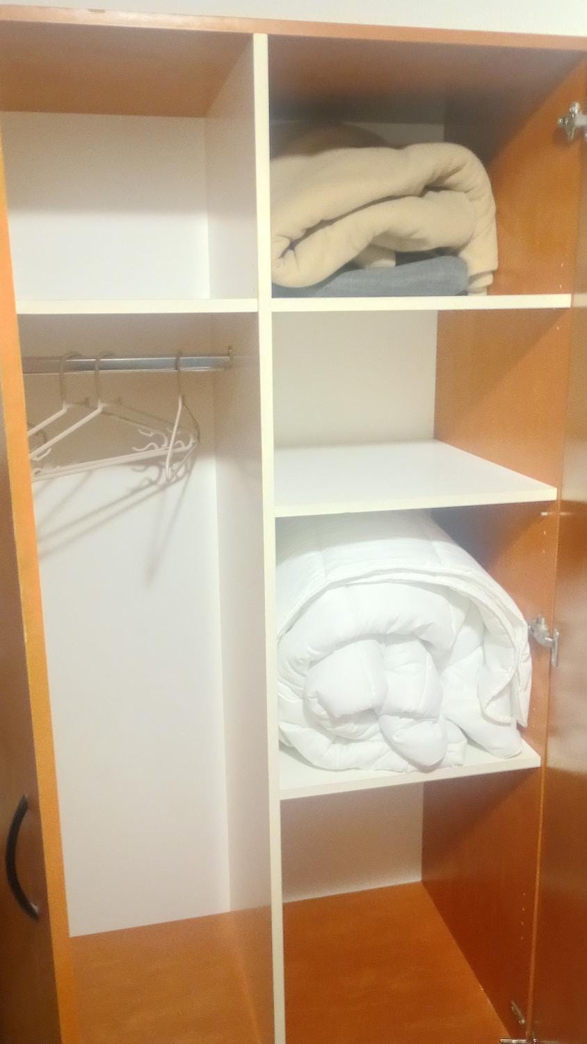 Bedroom, storage