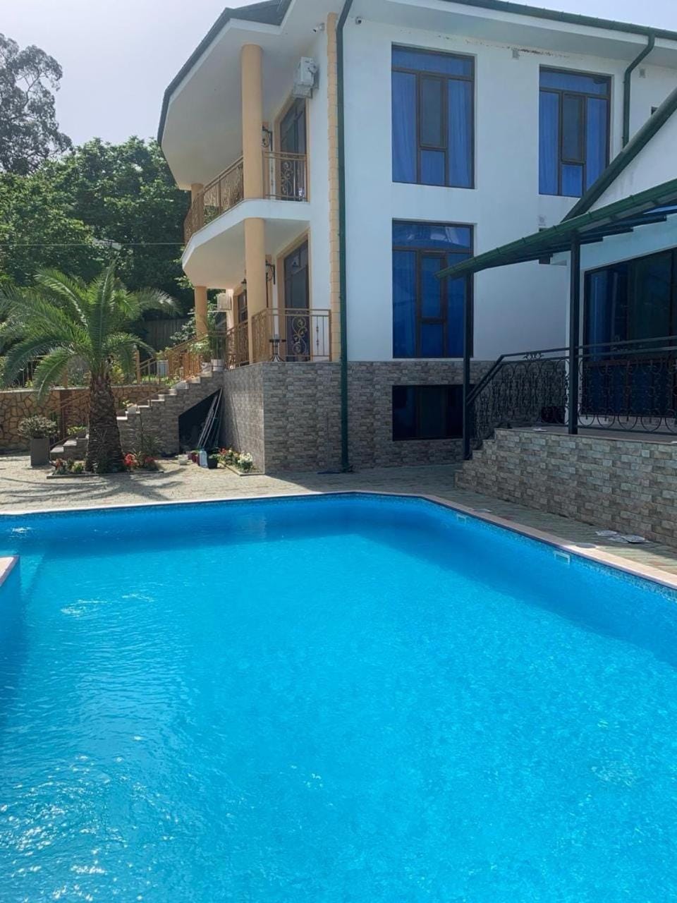 Villa with swimming pool Apartment in Batumi