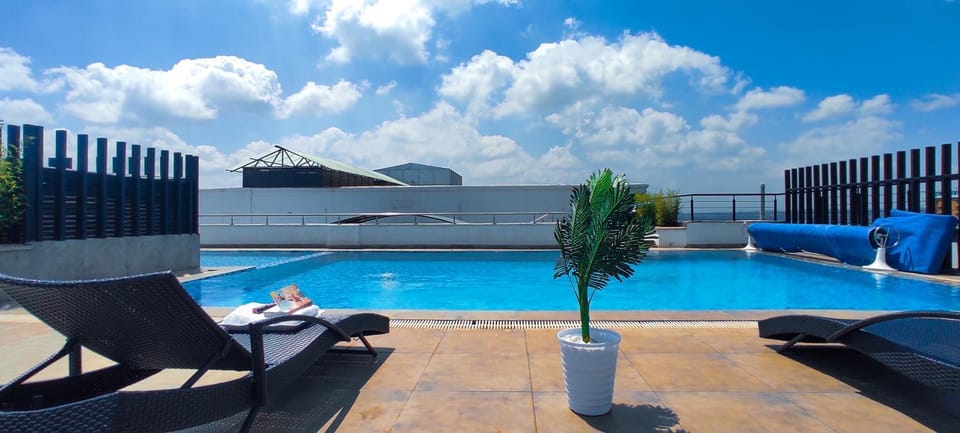 Day, Pool view, Swimming pool, sunbed