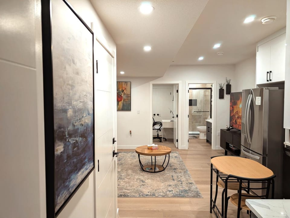 TV and multimedia, Living room, Dining area