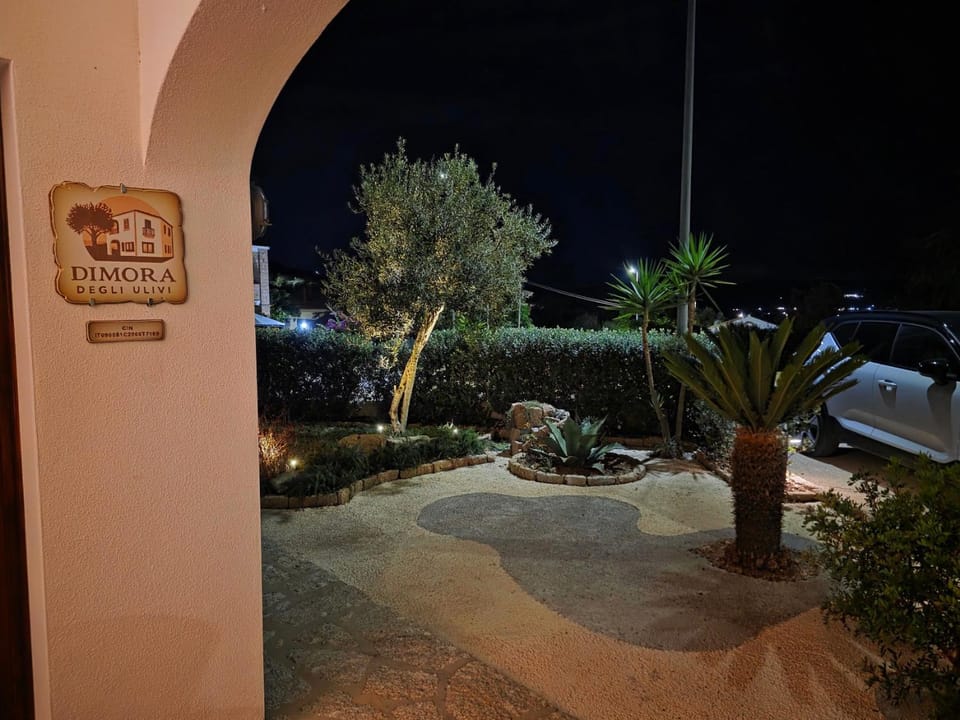 Inner courtyard view