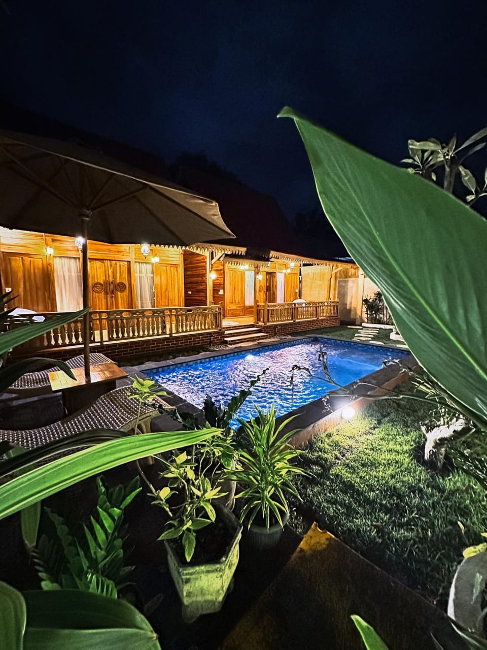 Night, Pool view, Swimming pool