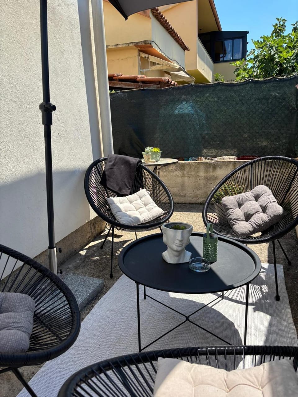 Seating area