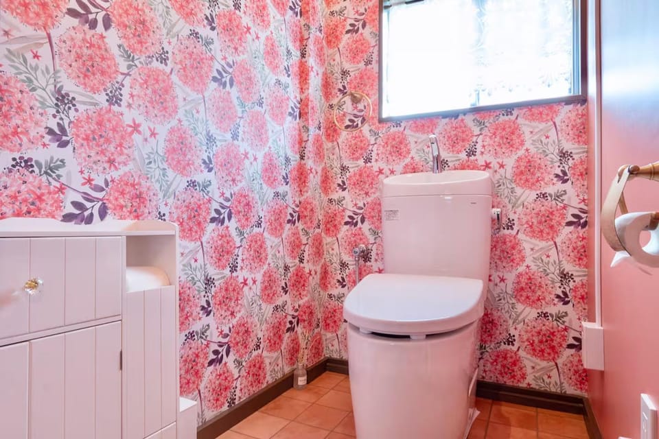 Toilet, Bathroom