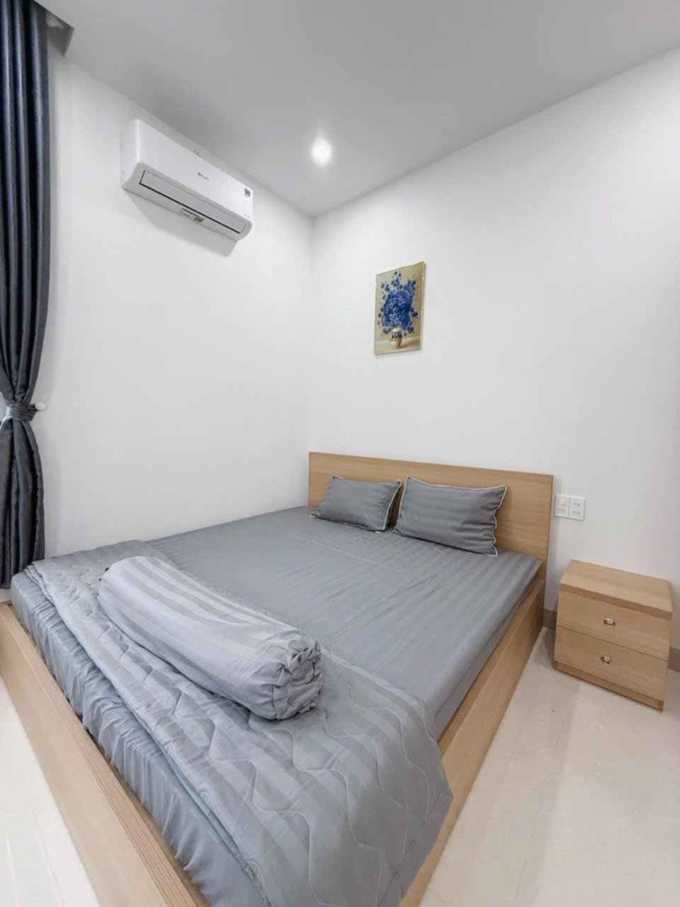 Bed, Bedroom, air conditioner
