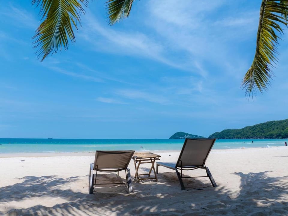 Day, Natural landscape, Beach, Mountain view, Sea view, sunbed